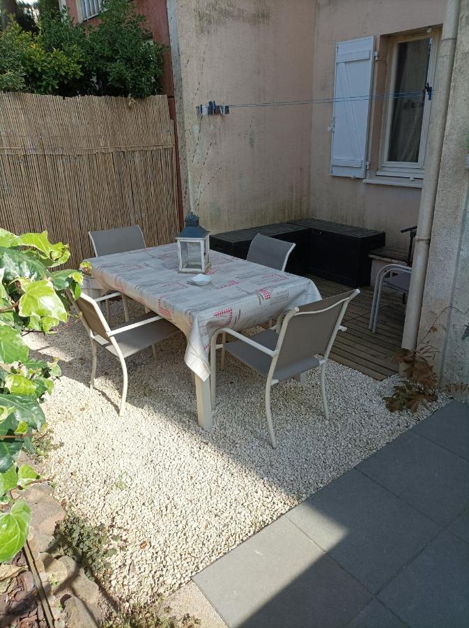Escapade Cocooning Residence Avec Piscine/Tennis Fréjus Exterior photo